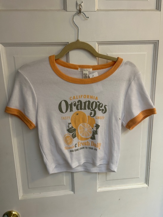 Tilly's Tops - California Oranges Graphic Crop